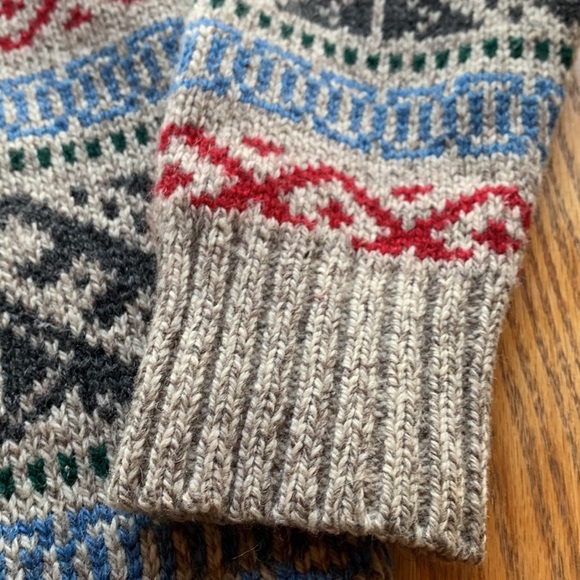 Fall River Knitting Mill Women’s Vintage Shetland wool cardigan Size M - Picture 7 of 9